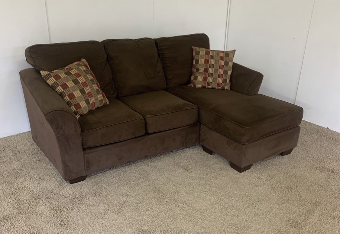 Small Brown Sectional w/Delivery