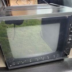 RCA Color CRT TV XL-100 EMR295E Retro 9-Inches VHF UHF Classic