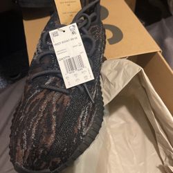 Yeezy V2 Max Rock