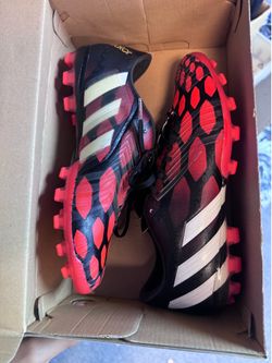 Adidas soccer cleats red size 8