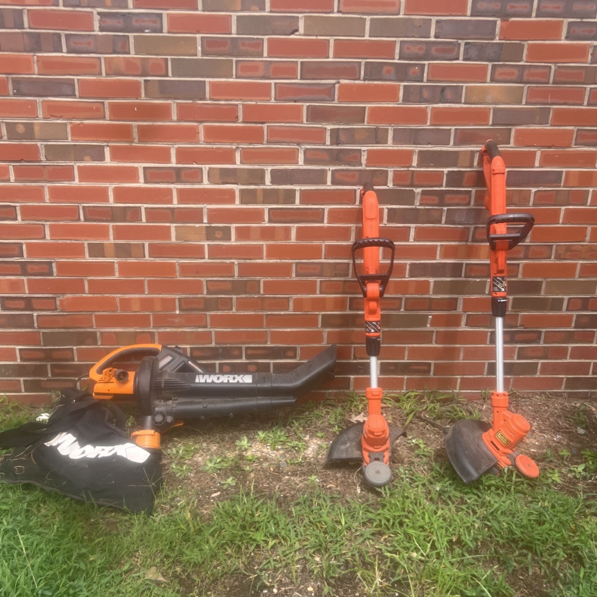 Black & Decker Weed Eaters & Worx Leaf Blower