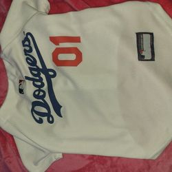 Dodger Doggie Shirt Size Medium 