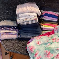 Girls Clothes 