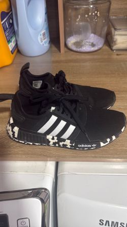 Women’s shoes