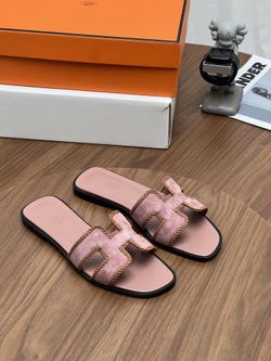 Hermès Women's Shoes: Latest 2026 Models
