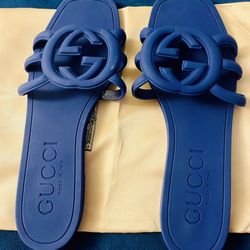 NWT gucci women sandals size 9New With Dust Bag