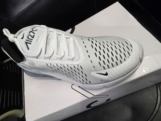 Nike air max 270 ...size 9 for women in man is size 7.5..authentic 100% not replicas.