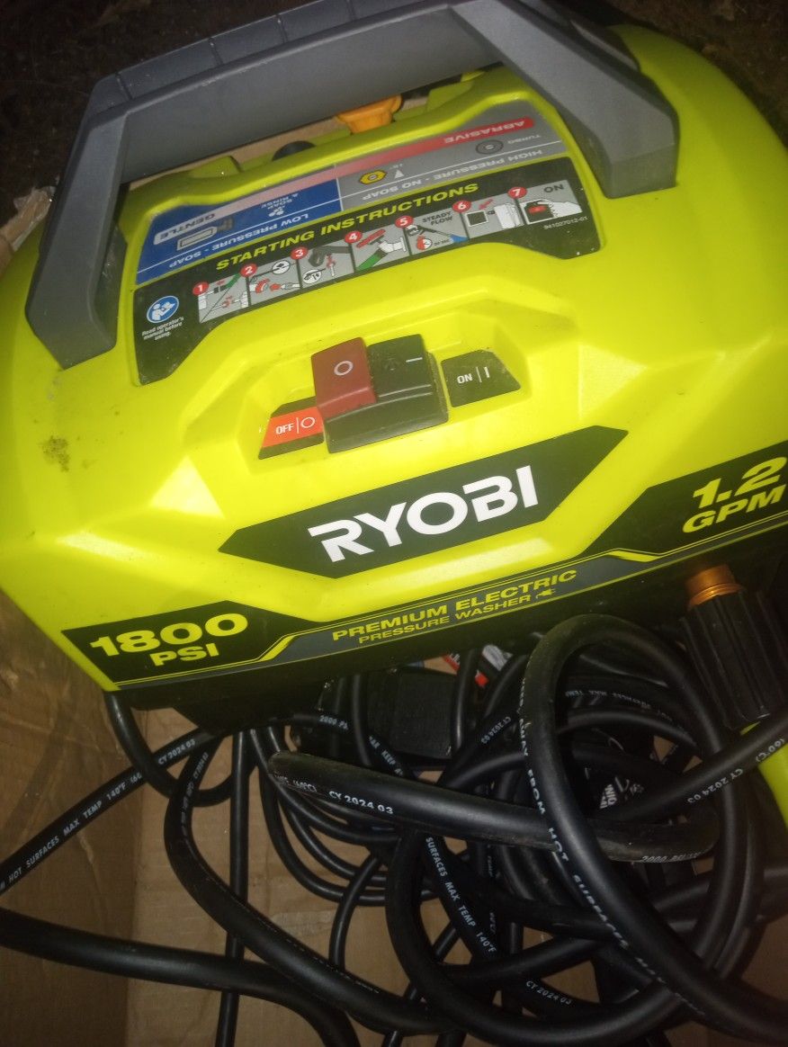 RYOBI  ELECTRIC PRESSURE WASHER (LIKE NEW )