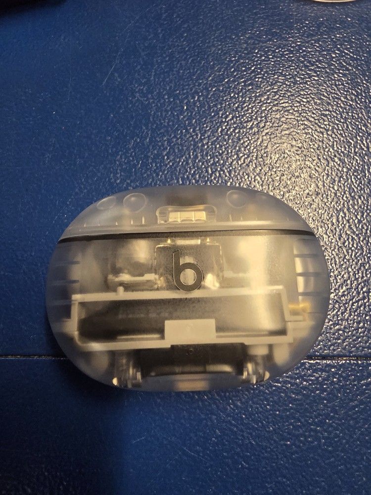 Dre Beats Studio Buds Plus Clear