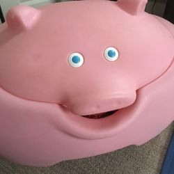 Cute, Clean, Pink Piggy Toy Chest