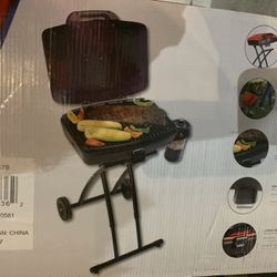 BRAND NEW Coleman Sportster Propane BBQ Grill