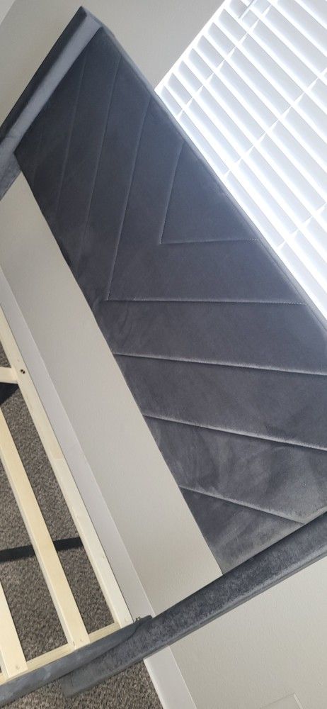 Queen Bed Frame With Headboard 