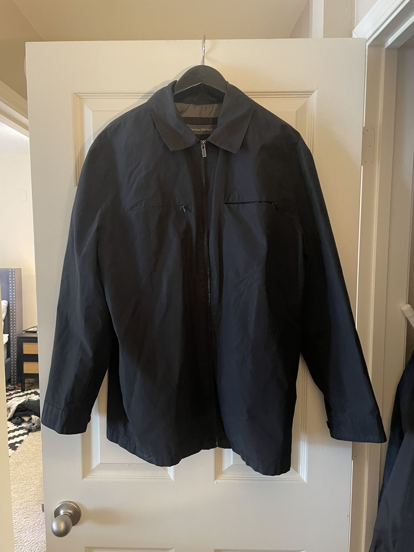 Men’s Banana Republic Jacket - Size l - Black