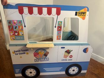 Ice Cream Truck Play Set