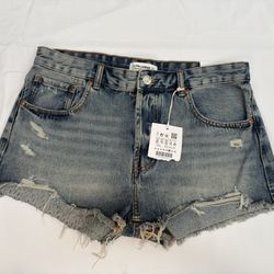 Pull And Bear Jeans Shorts