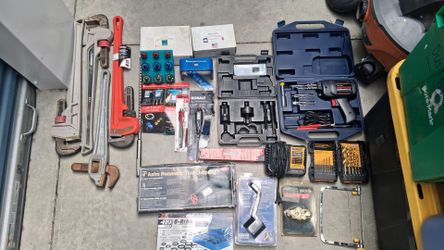 Mixed Tool Lot – Hand Tools, Drill Bits & More