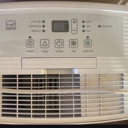Hisense Dehumidifier 