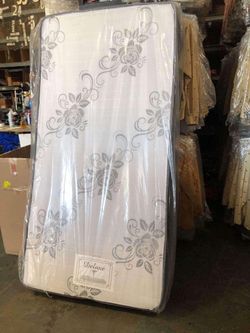 Deluxe brand twin size sales