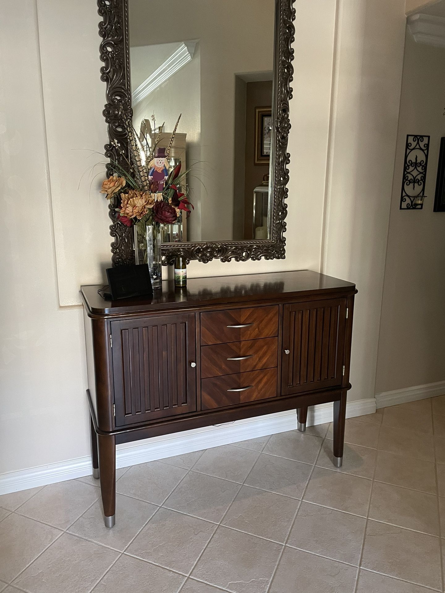 Sideboard Buffet Table /server Mirror Not Included