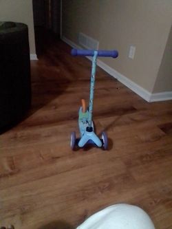 Bluey Scooter