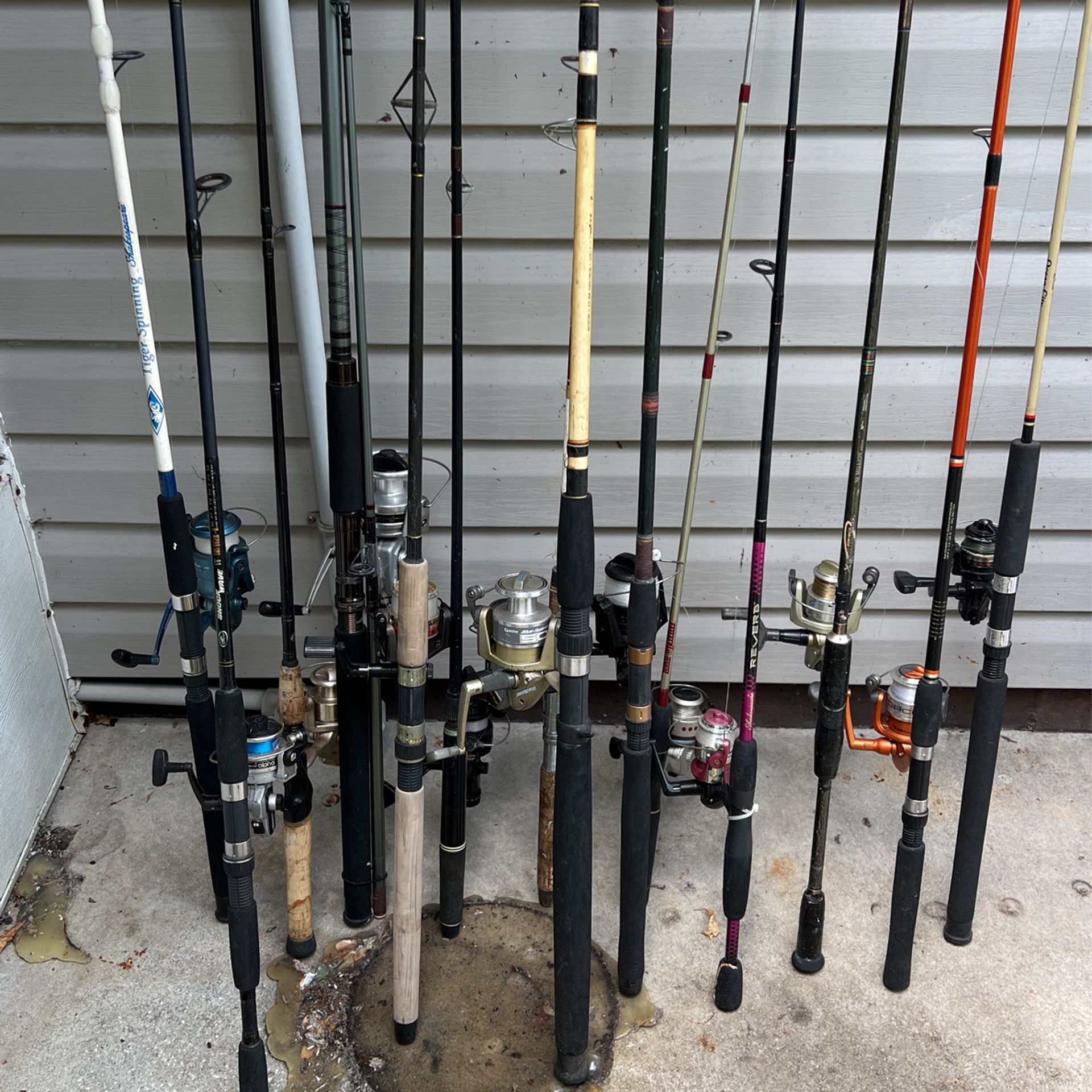 13 Used Spinning Reels 