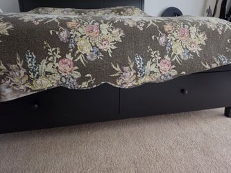 Woody King Bed with 2 Drawers underneath