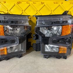 Chevrolet Silverado 1500 Left And Right Headlight 2023 2024 2025