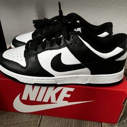 Panda Dunks Size 9