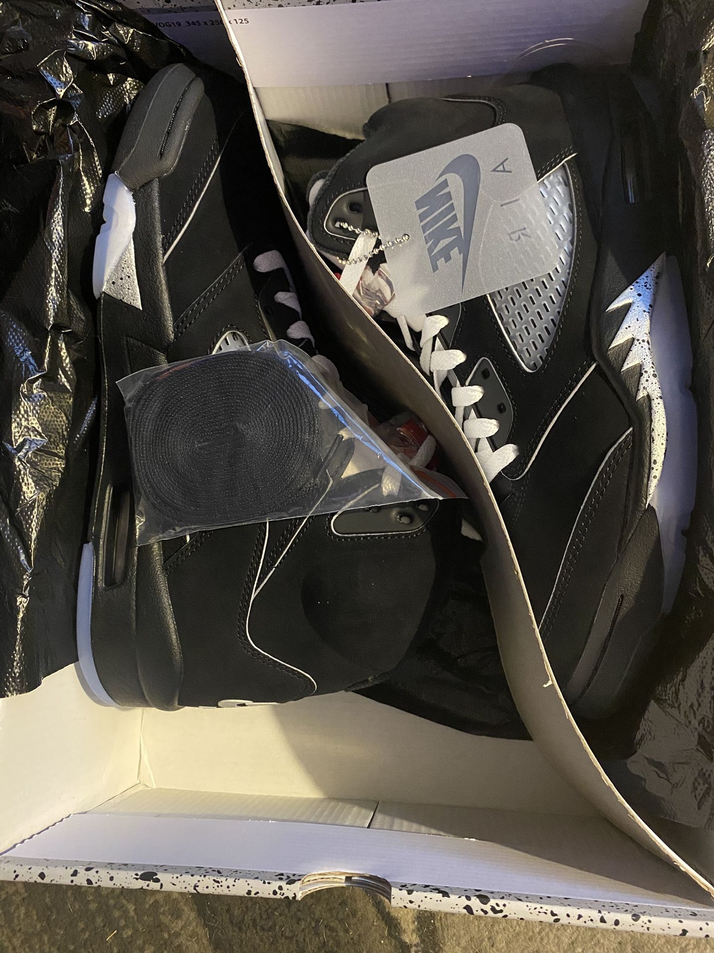 Jordan 5 Metallic Reimagined
