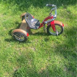 Boy Schwann Tricycle 
