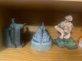 Lord of the rings Statues