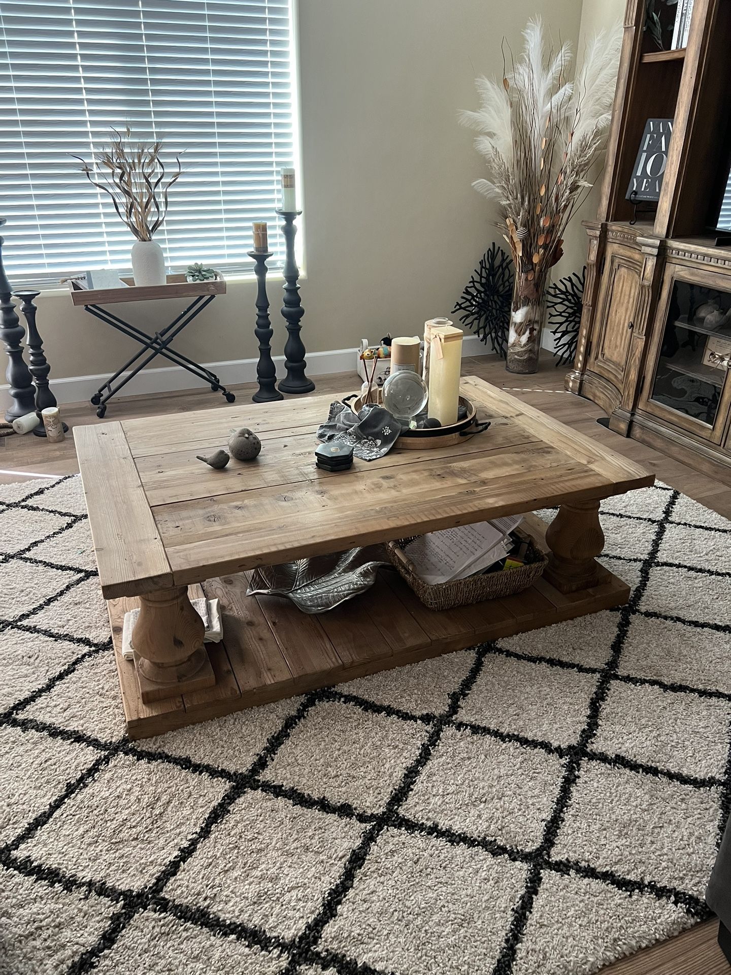 40x60 cocktail table