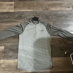 Grey under armor Quarter zip 