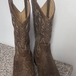 Women’s Western Boots Size 7.5 