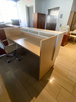 Reception desk shell maple /white 6’