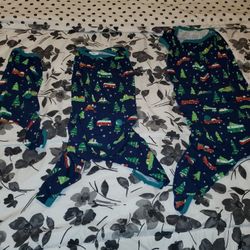 Dog / Cat Wondershop Christmas Pajamas 3 Sets Small, Medium And Large