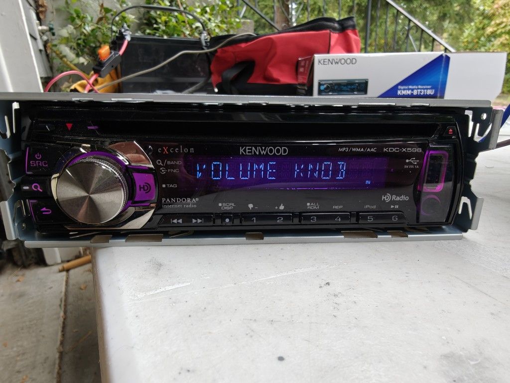 Kenwood Head Unit ( Deck)
