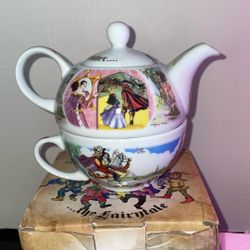 Vintage RARE Snowwhite Teapot Set 