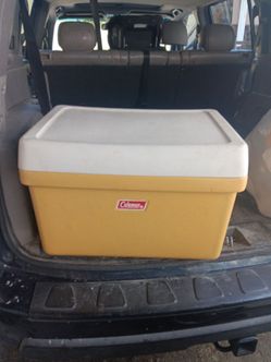 Coleman ice chest  1975