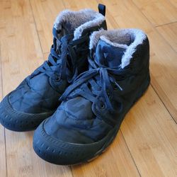 Used - Youth Winter Boots Camo Black