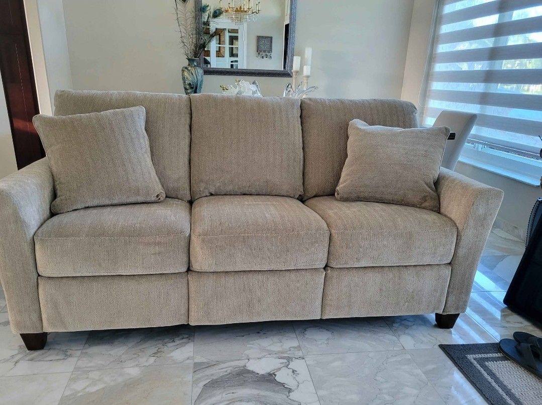 Lazy Boy Recliner Sofa