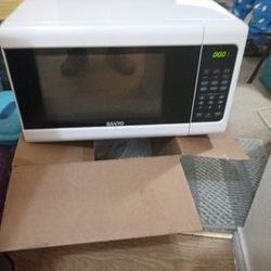 Microwave