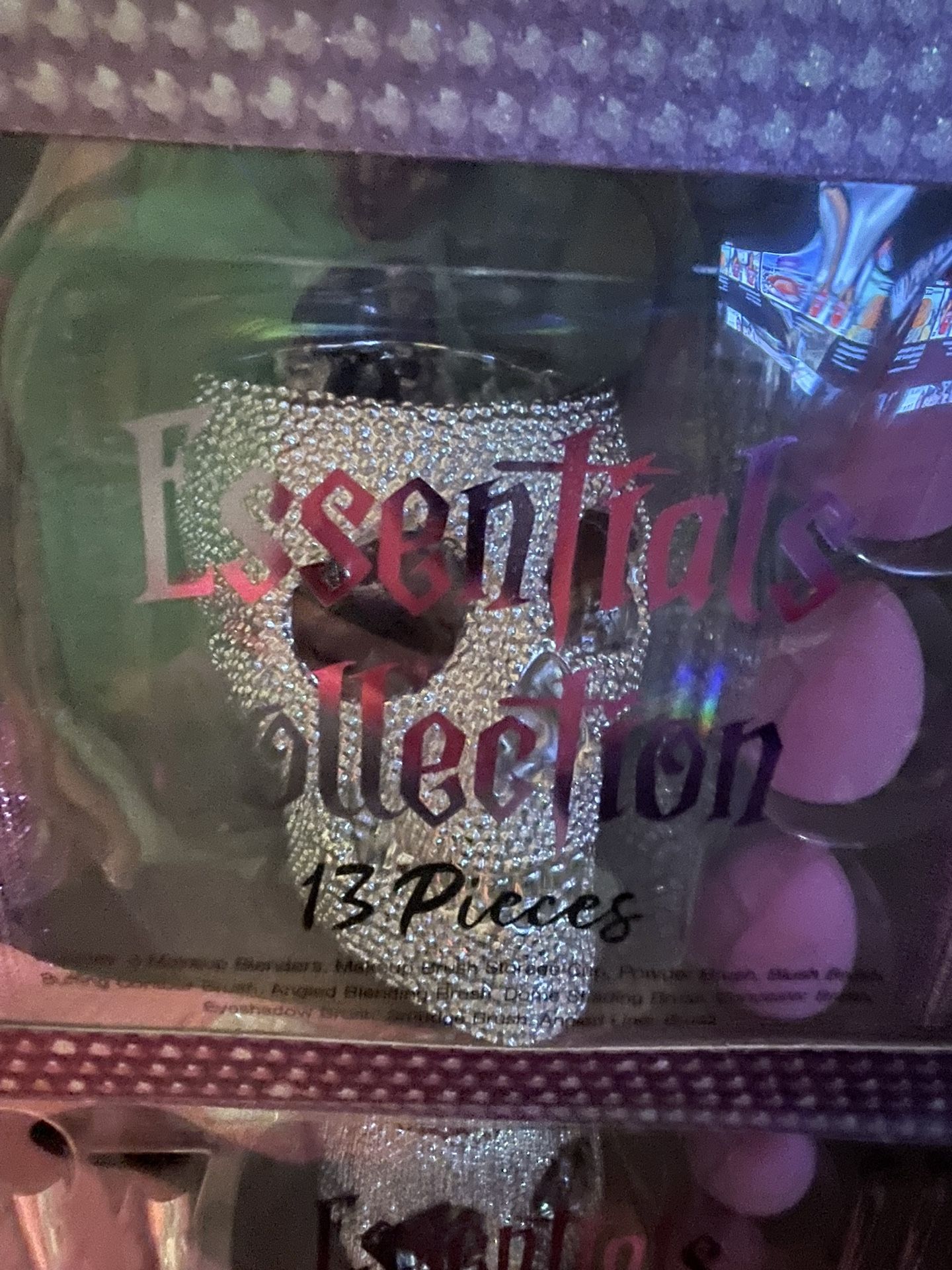 Essentials make Up Collection