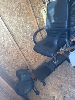 Nail Chair