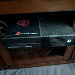 Xbox One With Turtle Beach Controller