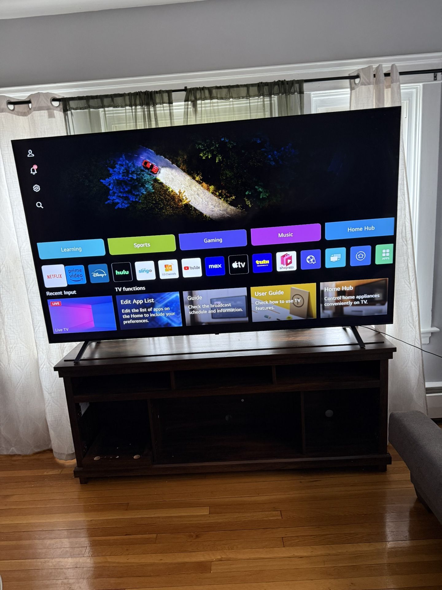 TV