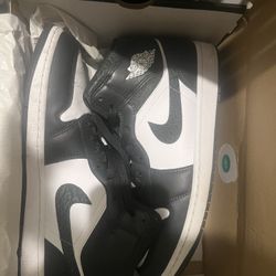 Men’s Shoes