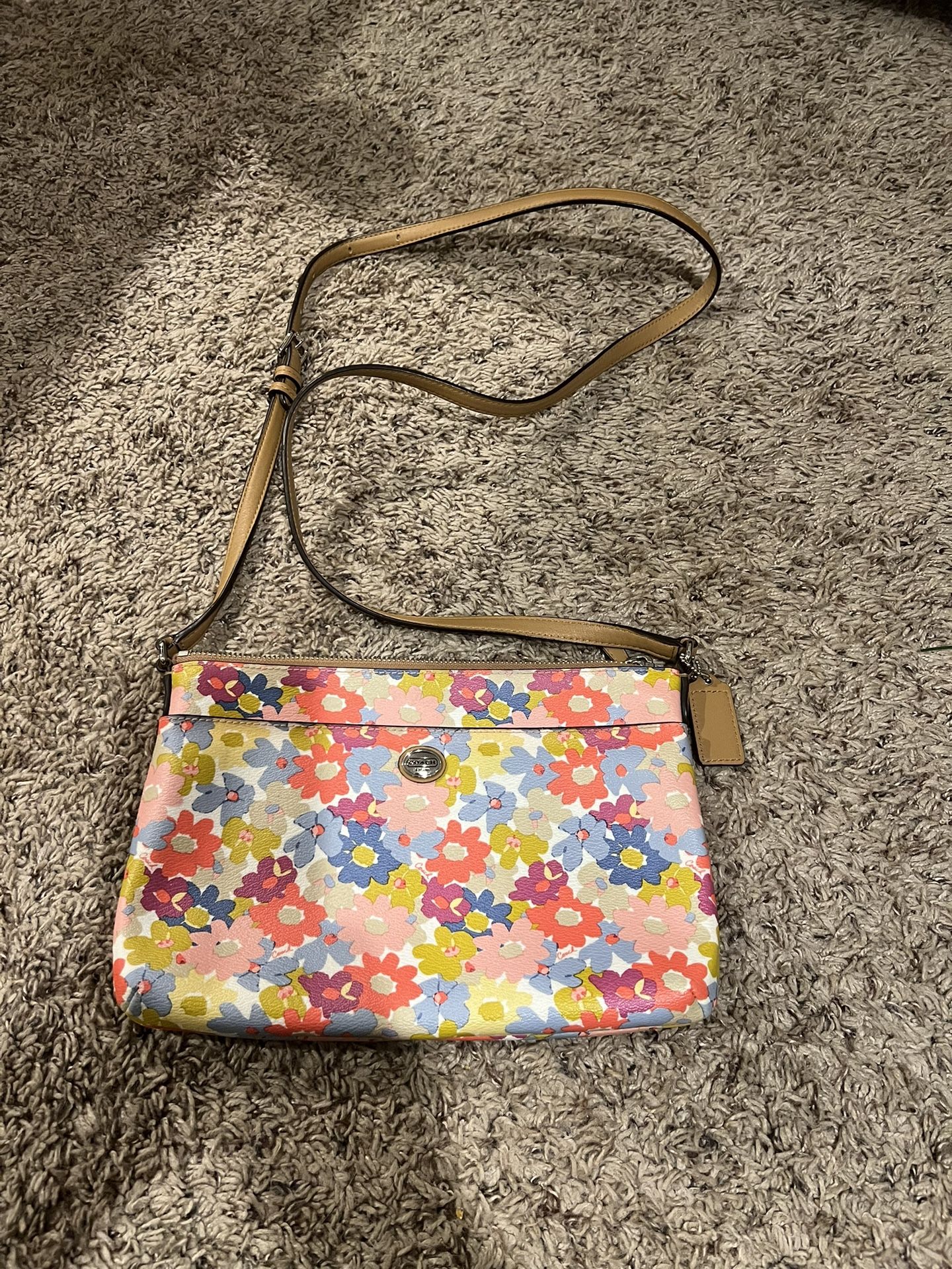 Coach shoulder Bag 