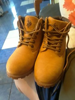 Ralph Lauren polo suede boots