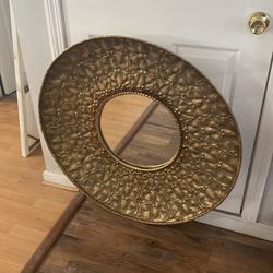 Wall Decor Round Piece With Mirror